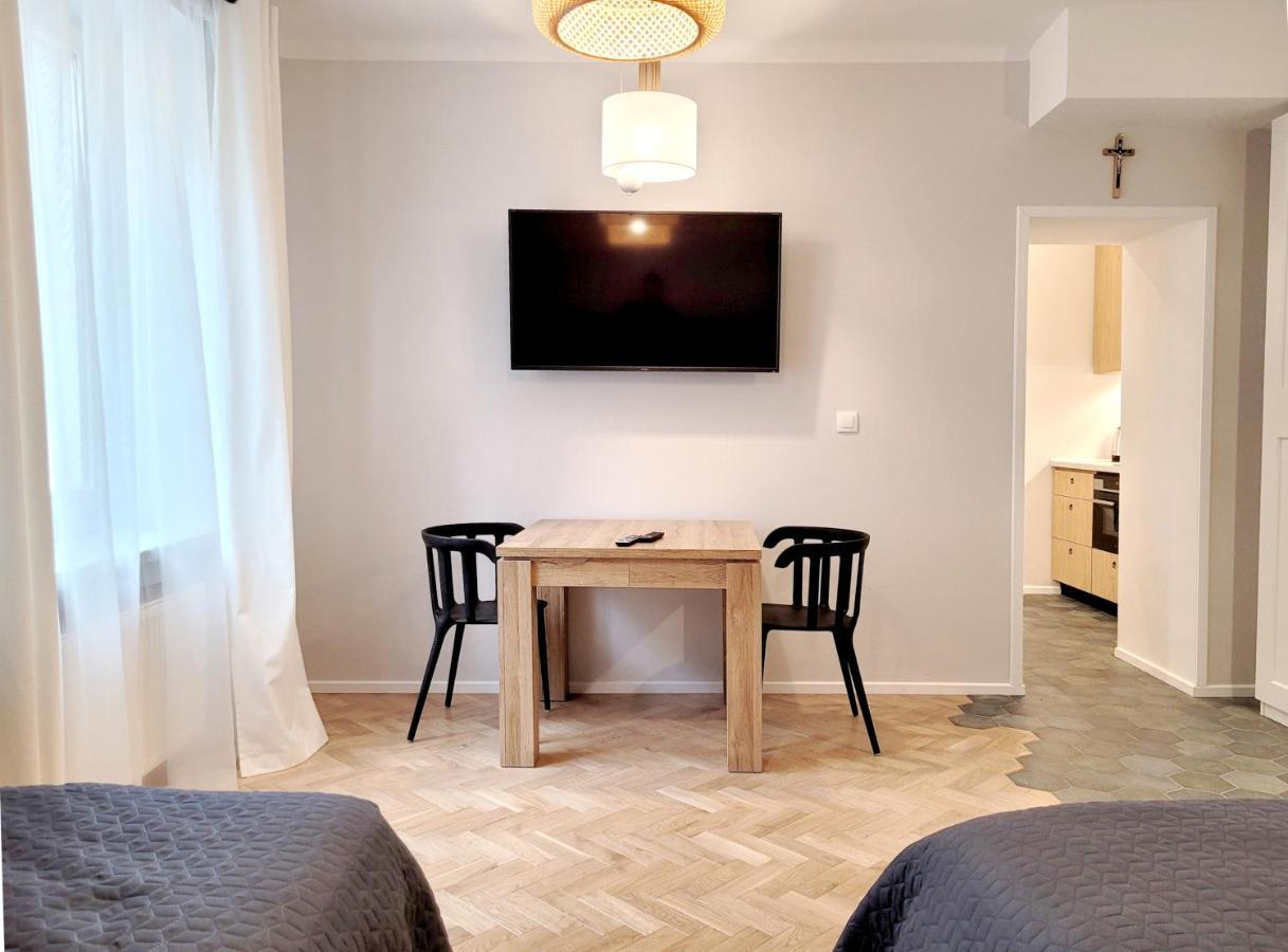 Kana - Stylish Apartment In Krakow Pomorska - Close, Wifi, Smart Tv Краков Экстерьер фото